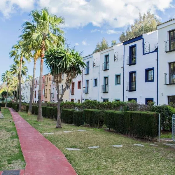 Just like your home, hotel u gradu 'Bahia de Casares'