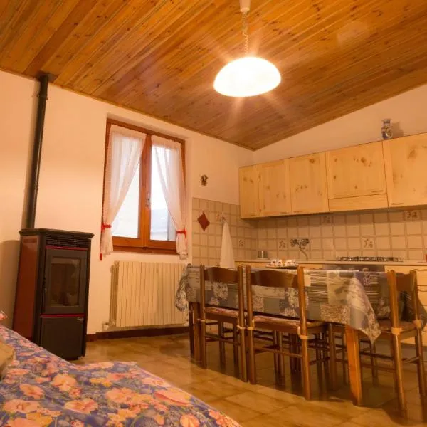 Bilocale indipendente tellino, hotel v destinaci Teglio