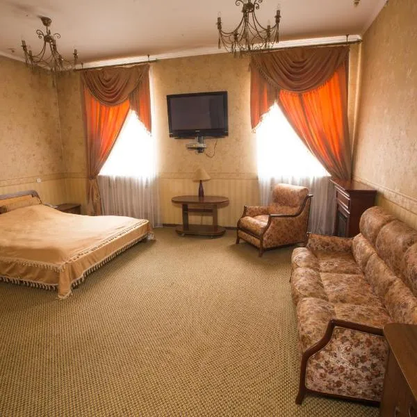 Viesnīca Magnat Lux Hotel pilsētā Čerņivci