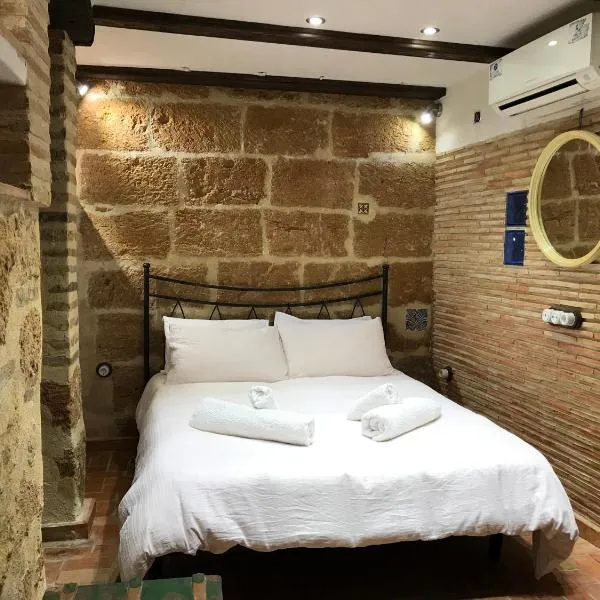 No1 CasaTosca Javea, Pequeña Habitación con baño en el Centro del Casco Antiguo, מלון בחביאה