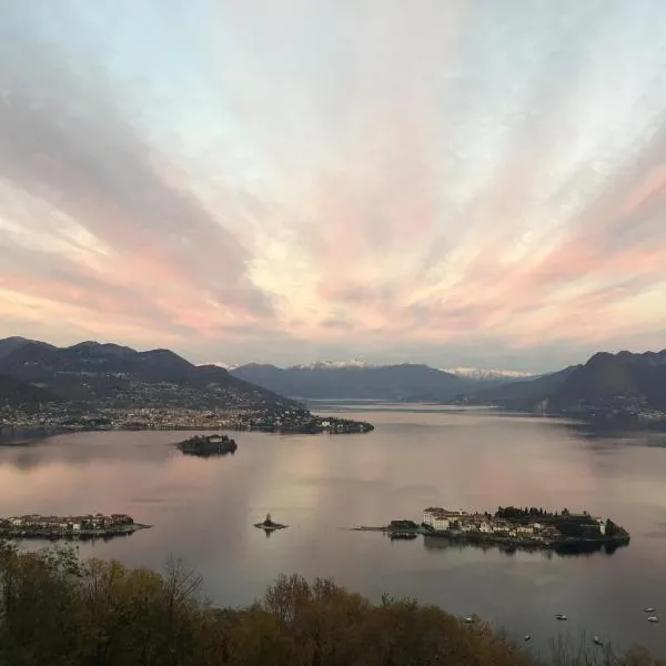 Tramonto in Cà delle Isole, hotel in Stresa