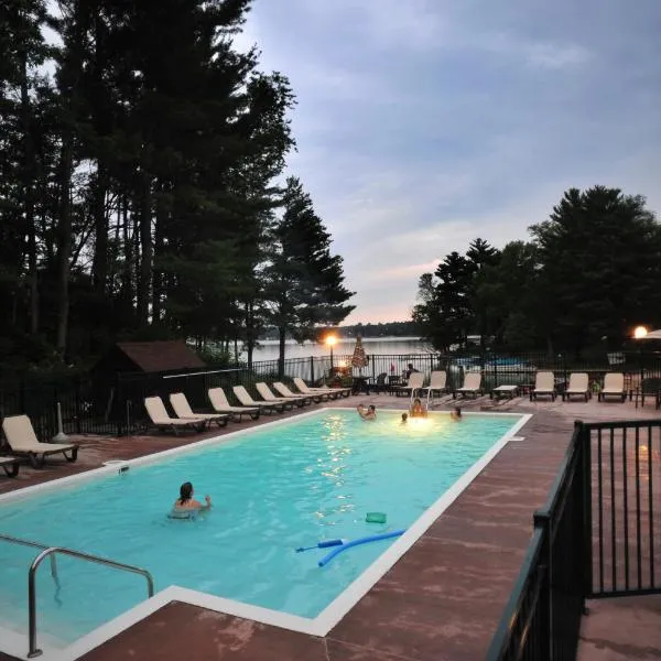 Sunset Bay Resort & Suites, hotel u gradu Viskonsin Dels