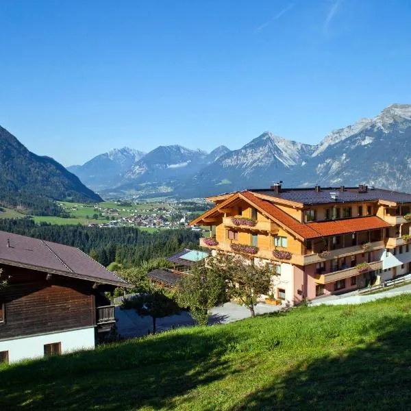 Hotel & Alpengasthof Pinzgerhof, hotel v destinaci Reith im Alpbachtal