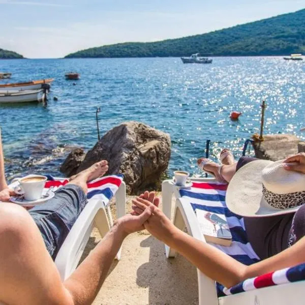 Villa Riva, hotell i Molunat