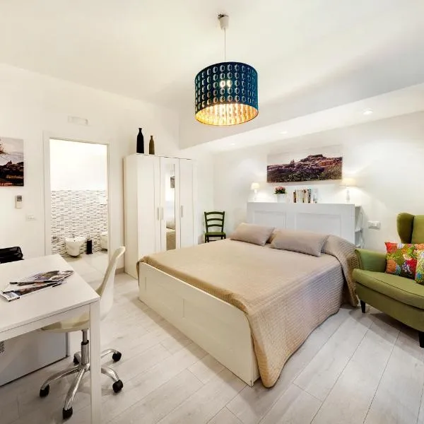 siciliacasevacanze - Marina Domus Rooms: Marina di Ragusa'da bir otel