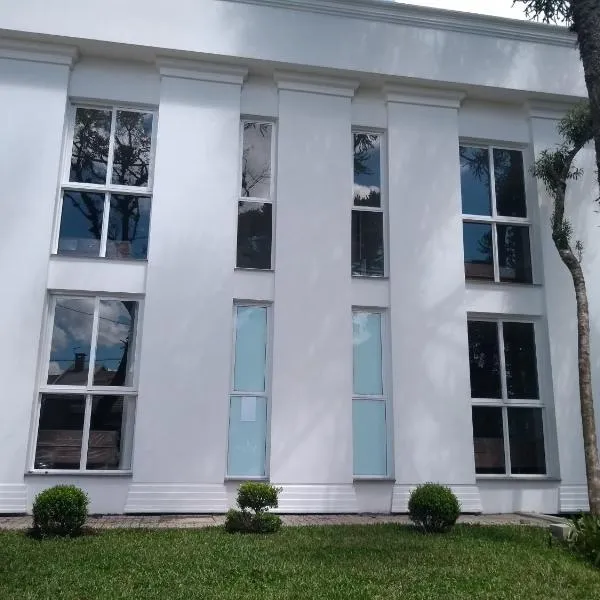 Piavi Residencial, hotel v destinaci São Francisco de Paula