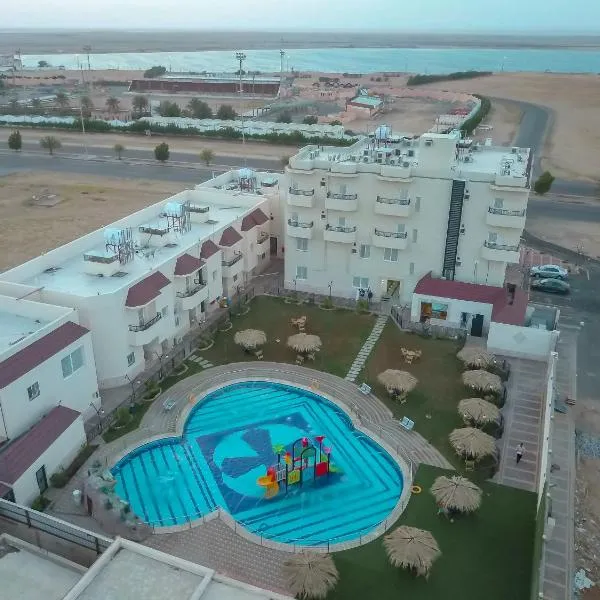 Relax Beach Hotel, отель в городе Yanbu Al Bahr