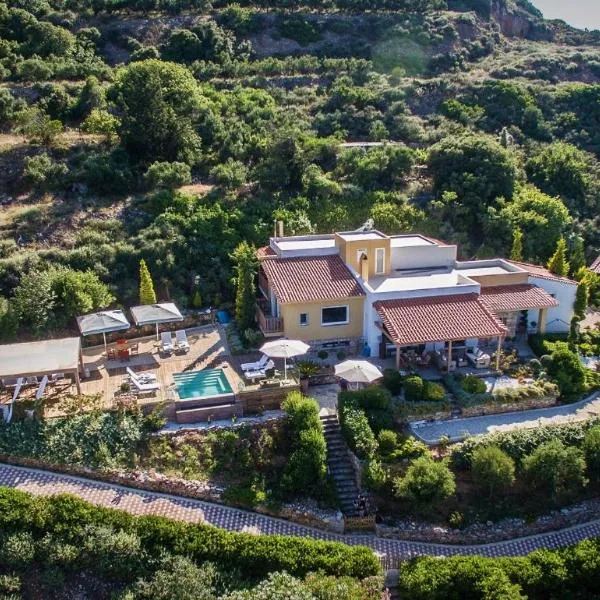 Villa Rodea, hotel u gradu 'Rodhiá'