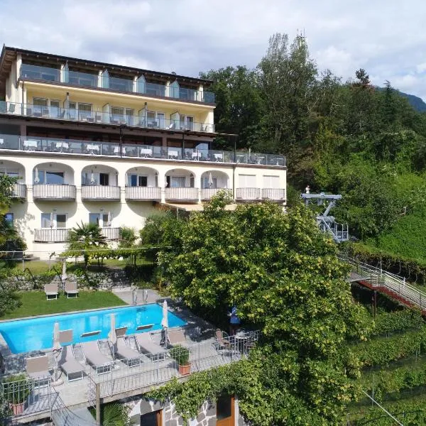 Hotel Panorama, hotel i Tirolo