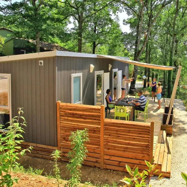 Les Ventoulines, hotel v destinaci Domme