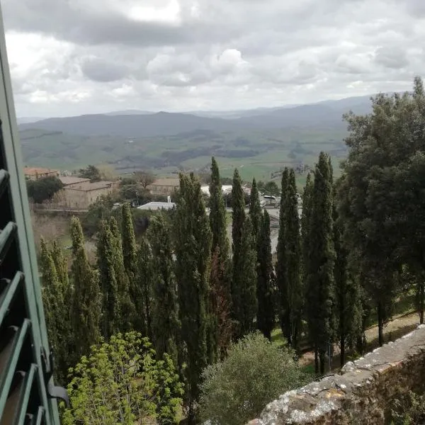 Toscanamente, hotel a Podere SantʼElisa