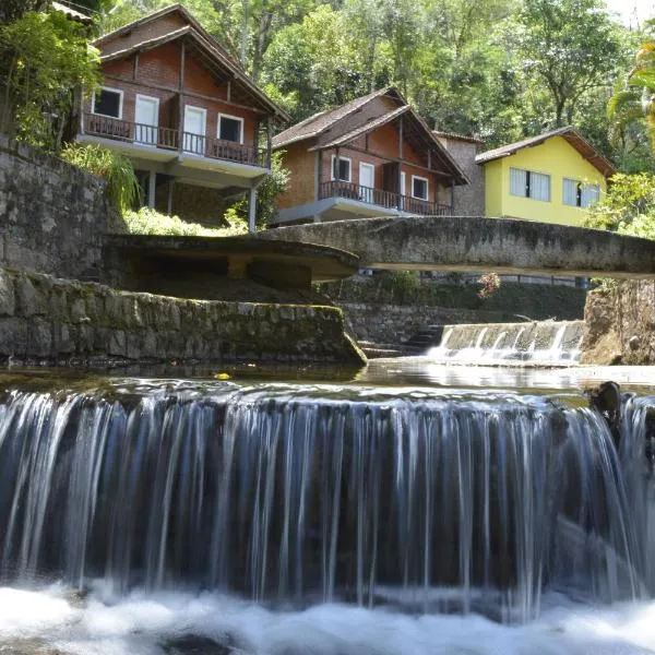 Pousada Agua Cristalina, hôtel à Cachoeiras de Macacu