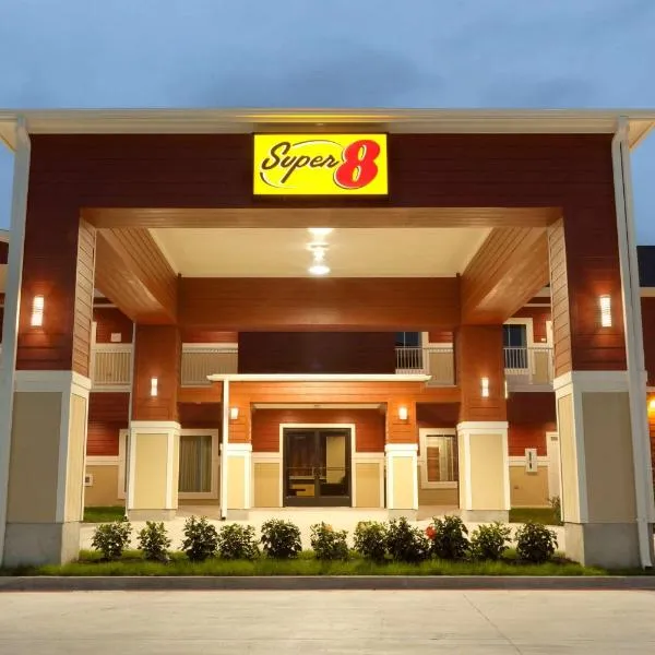 Super 8 by Wyndham Carrizo Springs, hotel di Carrizo Springs