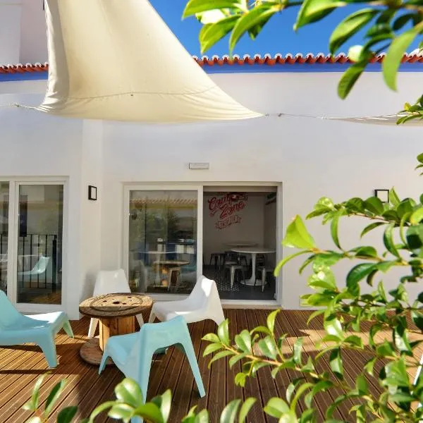 Son of a Beach Hostel, khách sạn ở Albufeira