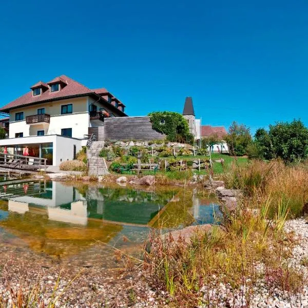 Hotel Weiss S, hotel u gradu Neustift im Mühlkreis