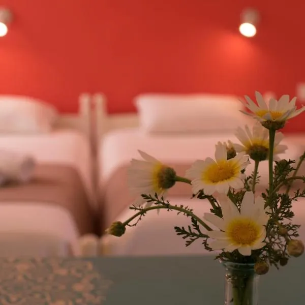 Niki Rooms, hotel en Avdhoulianá