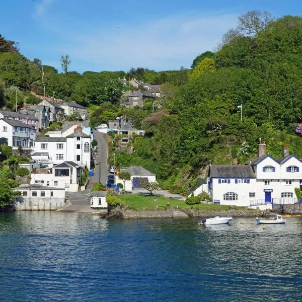 Fowey River Views, hotel in Fowey