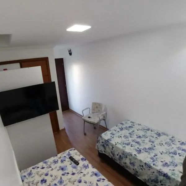 Mini Kitnet - Santa Cruz do Sul, hotel v destinaci Santa Cruz do Sul