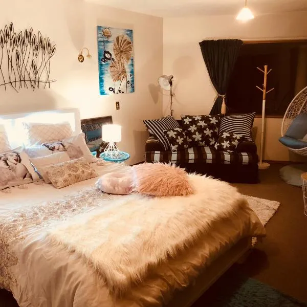 Breakfast at Tiffanys, Hotel in Queenstown