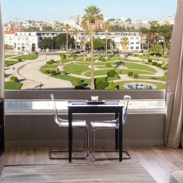 BEACHFRONT Cascais,Estoril Apartment, Hotel in Estoril
