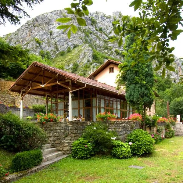 La Casona de Mestas, hotel Pongában