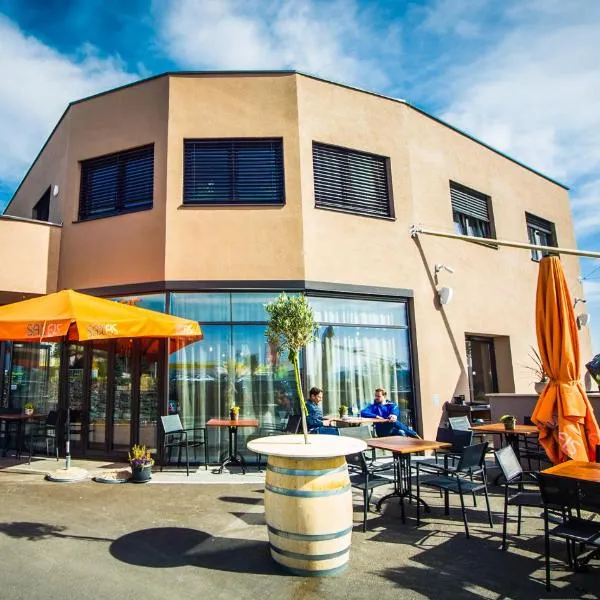 Cafe-Restaurant LEO – hotel w mieście Kalsdorf bei Graz
