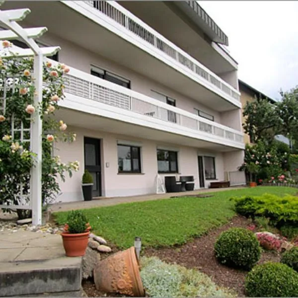 Ferienwohnung Bieniussa, hotel in Karsbach