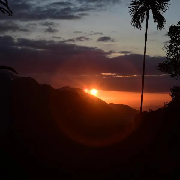 Mango Shadow Inn Ella 800m To Ella city 1 Night OK, hotell Ellas