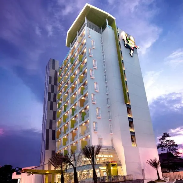 Shakti Hotel Bandung, hotel in Jatiroke