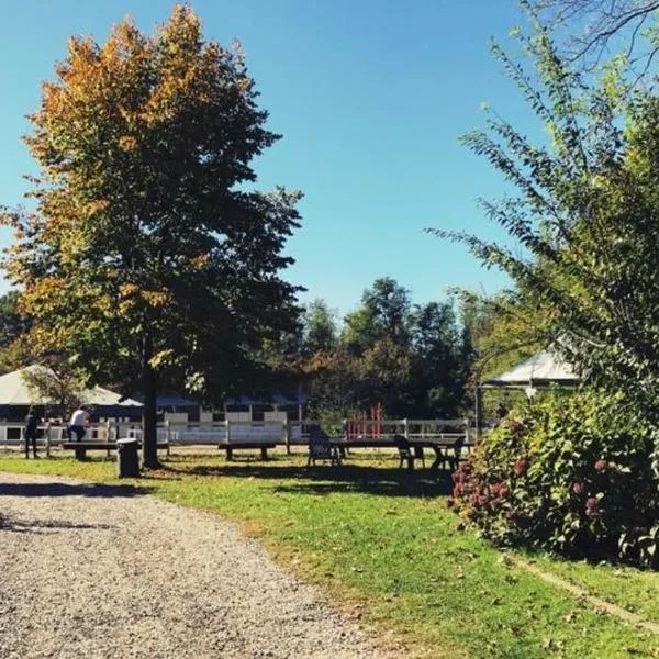 Agriturismo La Fornace centro ippico, hotel v destinaci Como