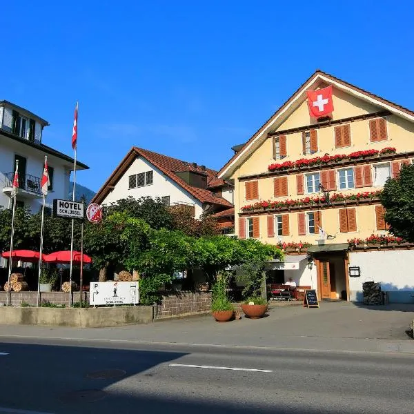 플루엘라이에 위치한 호텔 란트가스트호프 슐뤼셀 알프나흐(Landgasthof Schlüssel Alpnach)