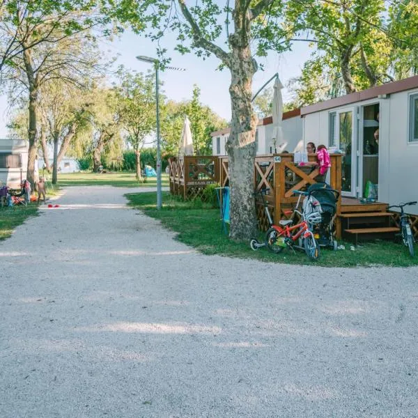 Badacsony Camping, hotel v destinaci Badacsonytomaj