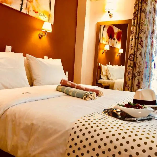 G George, hotel di Nydri