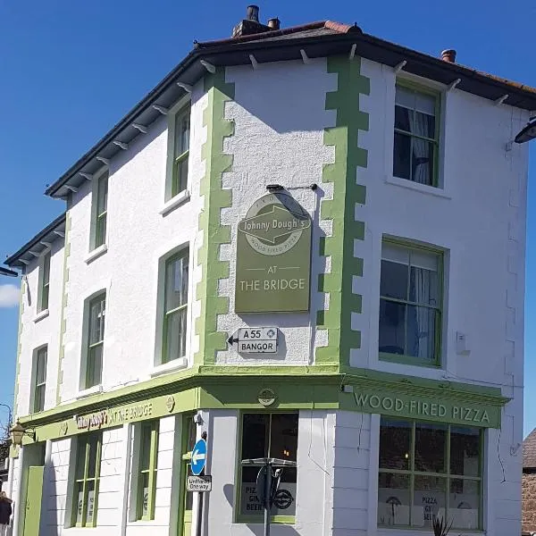 Johnny Dough's Conwy with Rooms, hotel v destinaci Conwy