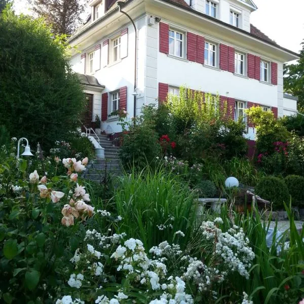 B&B Rosenliebe, hotel di Niedereschach