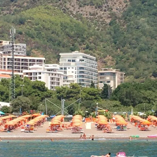 베치치에 위치한 호텔 Apartments Dina