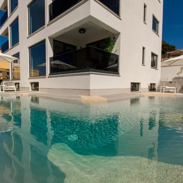 Villa Royal, hotell i Trogir