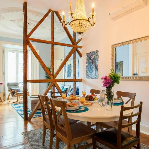 Bairro Alto 3 Bedroom Patio Flat!