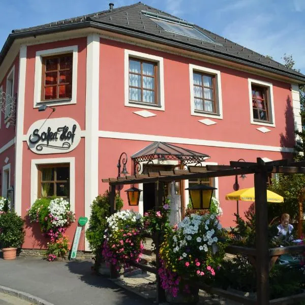 Gasthof Safenhof, hotel di Bad Waltersdorf