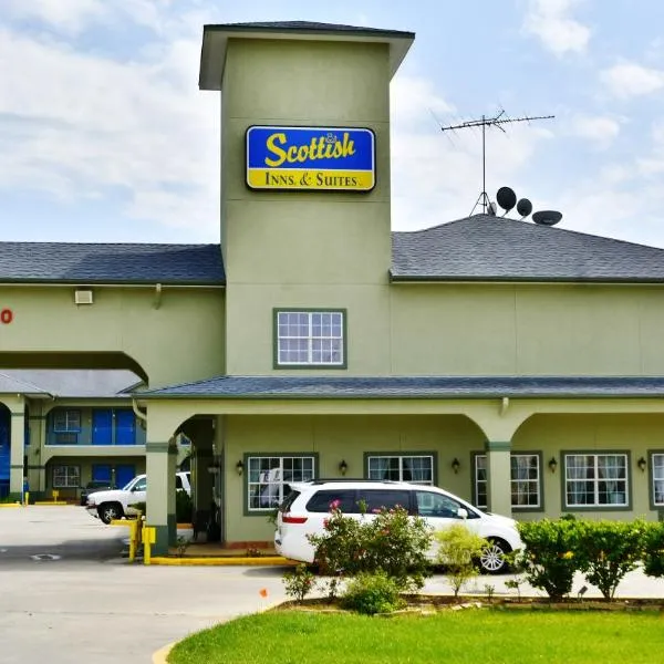 Scottish Inn and Suites Alvin, khách sạn ở Alvin