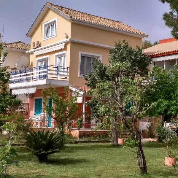 Palmyra Beachfront Studios, hotel v destinácii Nydri
