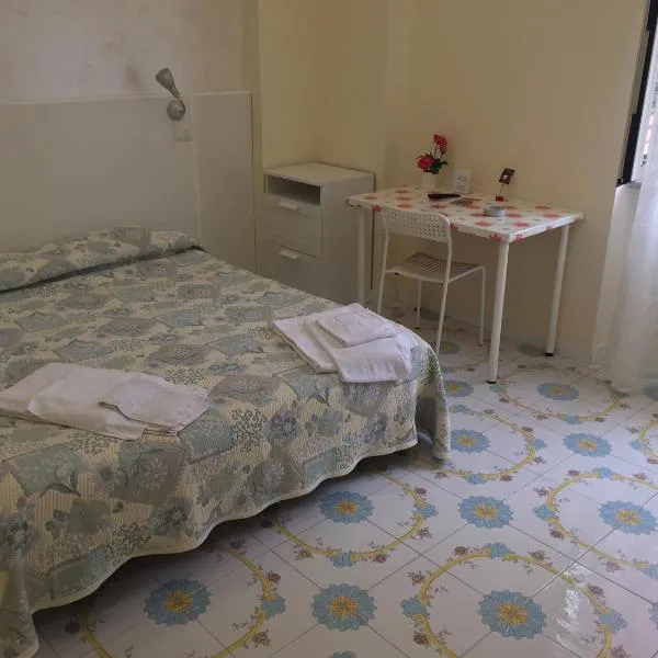 나폴리에 위치한 호텔 Albergo Oasi