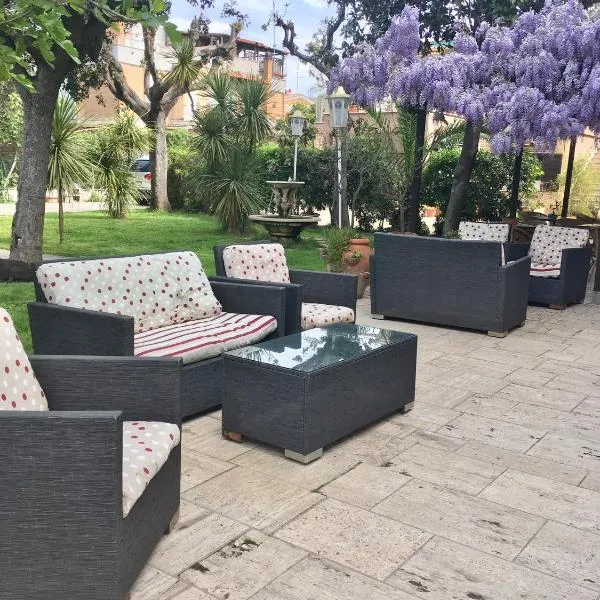 Albergo Villa Anna, hotel Anzióban
