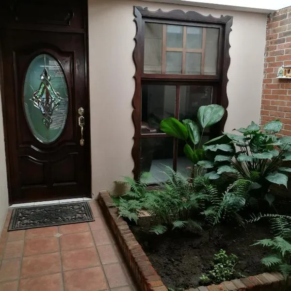 Casa familiar La Arboleda, hotel v destinaci Guatemala