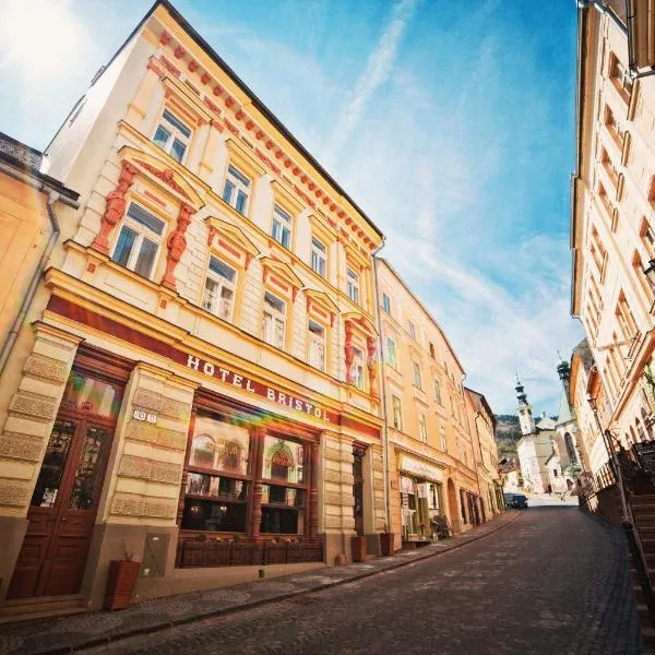 Hotel Bristol, hotel Selmecbányán