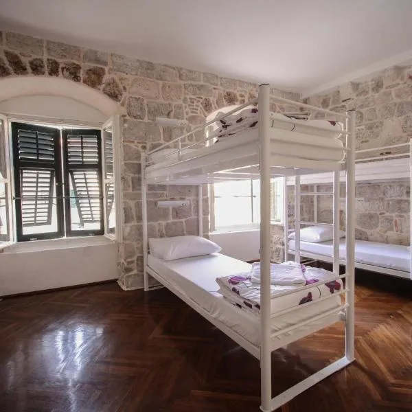 Hostel Angelina Old Town, hotel in Dubrovnik