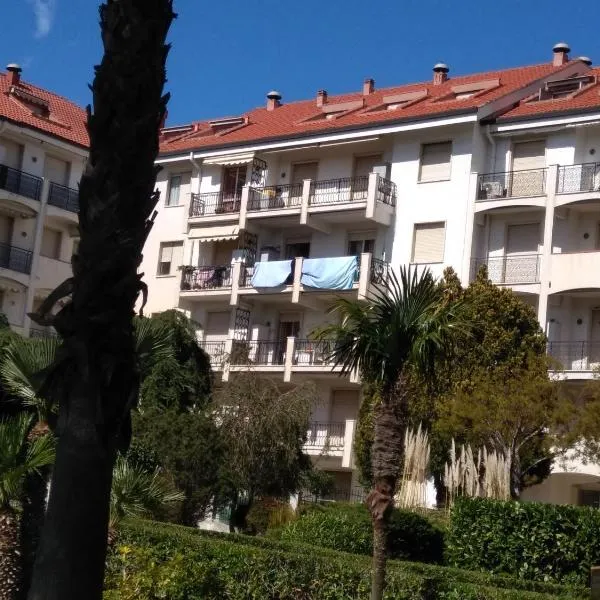 Condominio Ariazzurra S. Bart., отель в городе Сан-Бартоломео-аль-Маре