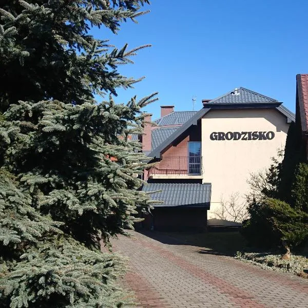 Grodzisko pokoje do wynajęcia, hotel v destinaci Krynica Morska