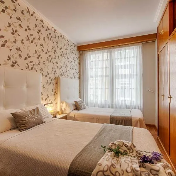 Hostal Zahara, hotel v destinácii Ferrol