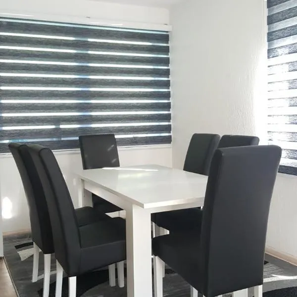 Apartman Košuta 2, hotel en Bastasi